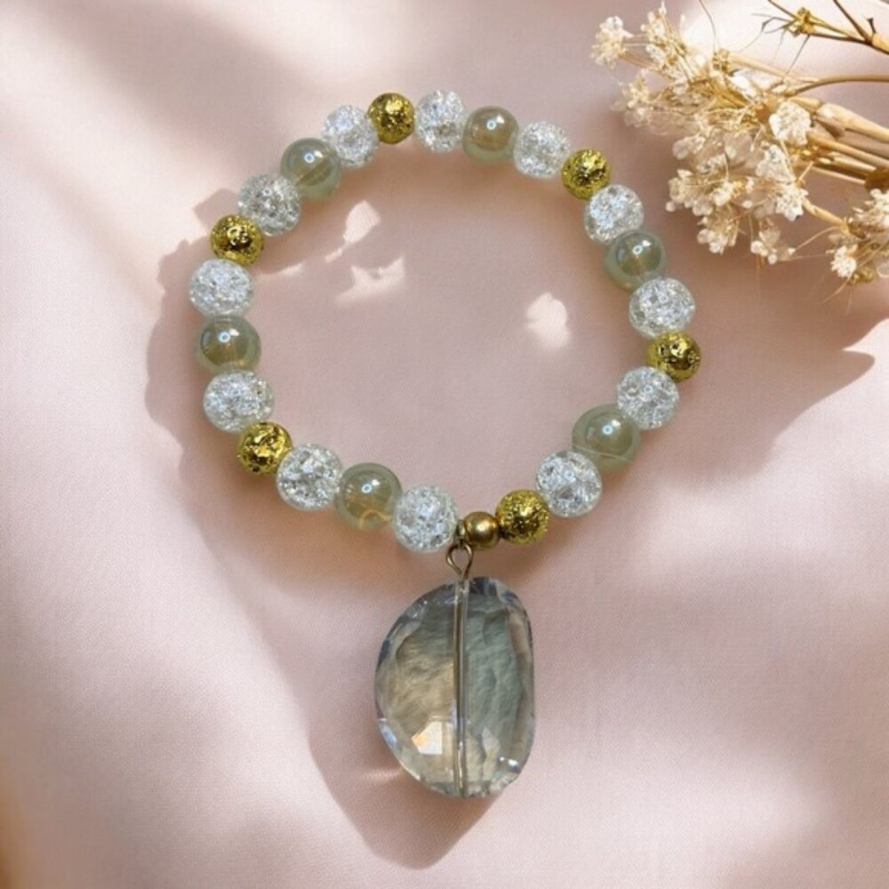 Handmade Bracelet diffusing essential oils